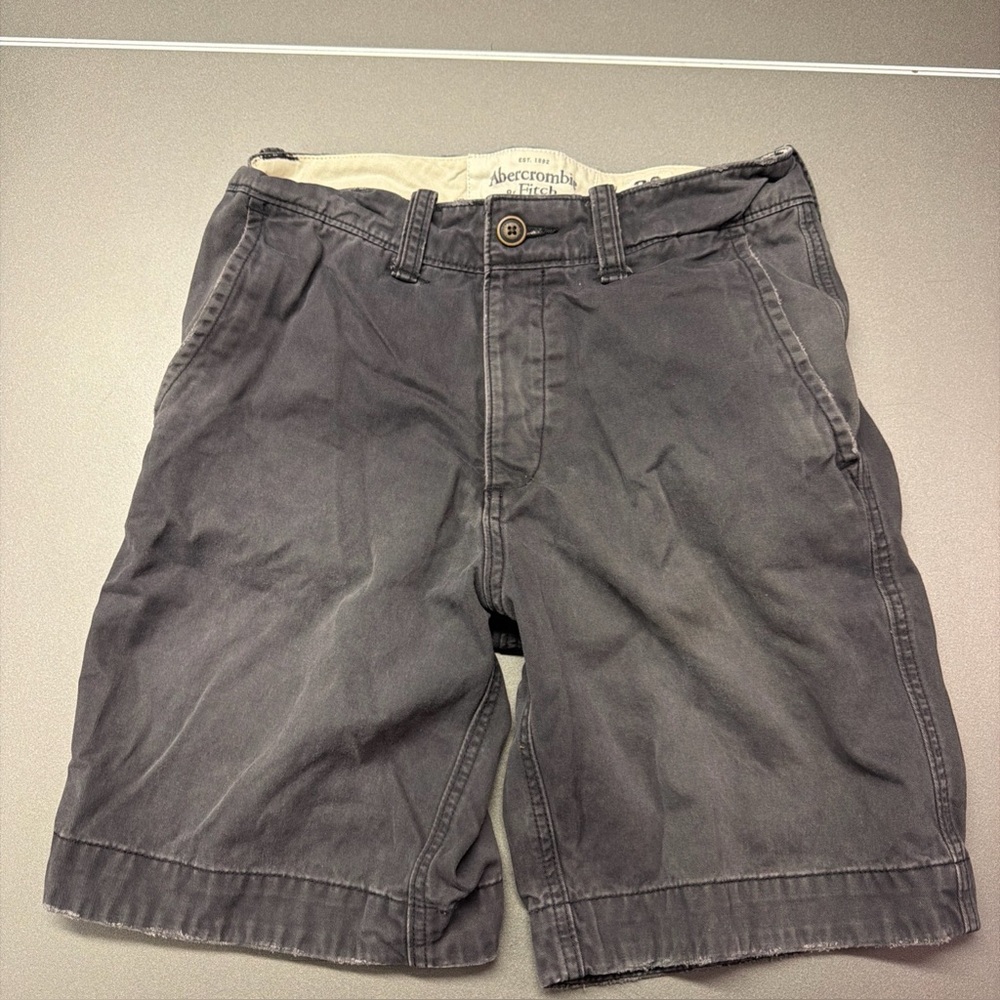 Vintage‎ Abercrombie & Fitch Mens Gray Distressed Chino Shorts Cotton Size 28
